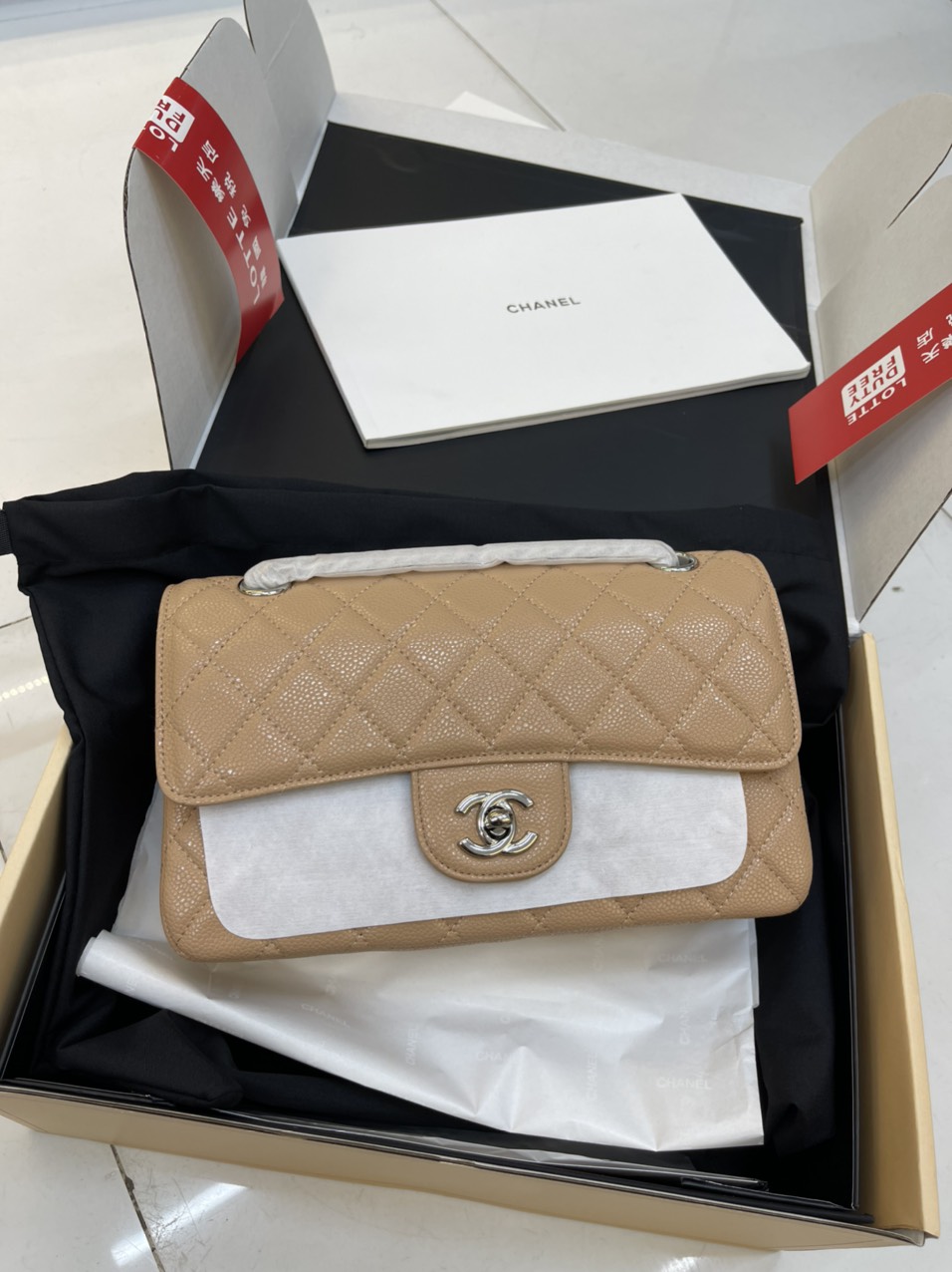 Túi xách Chanel Super Classic Medium Khóa Bạc Màu Nâu Da Hạt Size 23cm